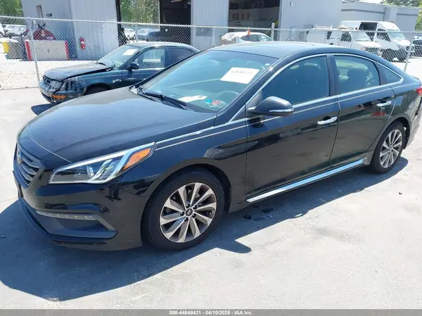 5NPE34AF1GH364030 2016 HYUNDAI SONATA - Image 2