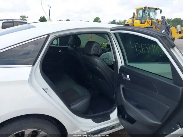 5NPE34AF1GH368532 2016 HYUNDAI SONATA - Image 8