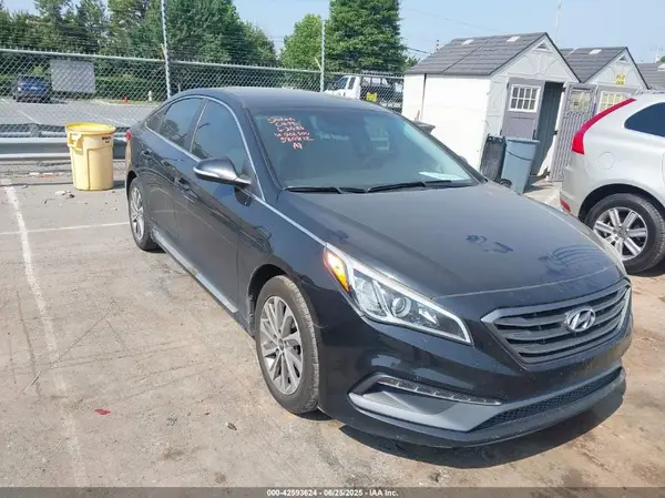 5NPE34AF1GH380812 2016 HYUNDAI SONATA - Image 1