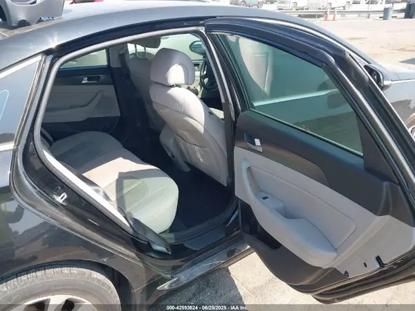 5NPE34AF1GH380812 2016 HYUNDAI SONATA - Image 8
