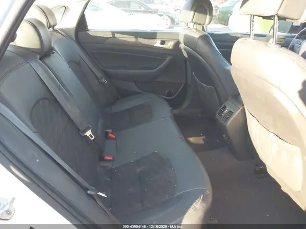 5NPE34AF1GH381068 2016 HYUNDAI SONATA - Image 8