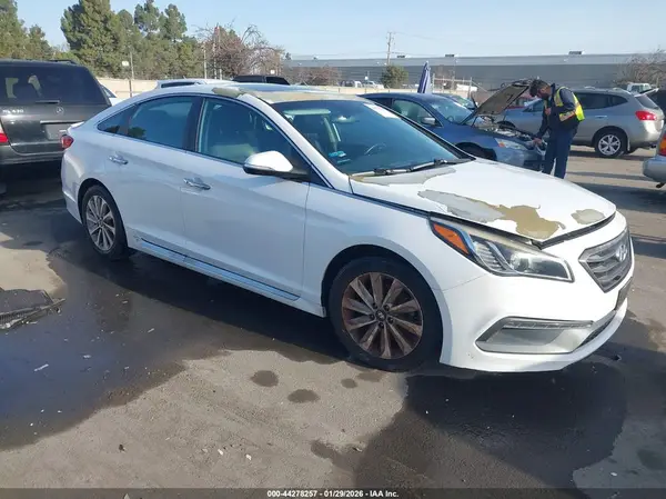5NPE34AF1GH382754 2016 HYUNDAI SONATA - Image 1