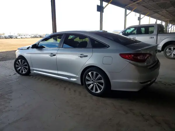 5NPE34AF1GH422475 2016 HYUNDAI SONATA - Image 2