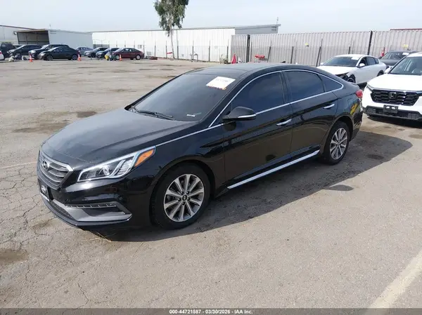 5NPE34AF1GH424825 2016 HYUNDAI SONATA - Image 2