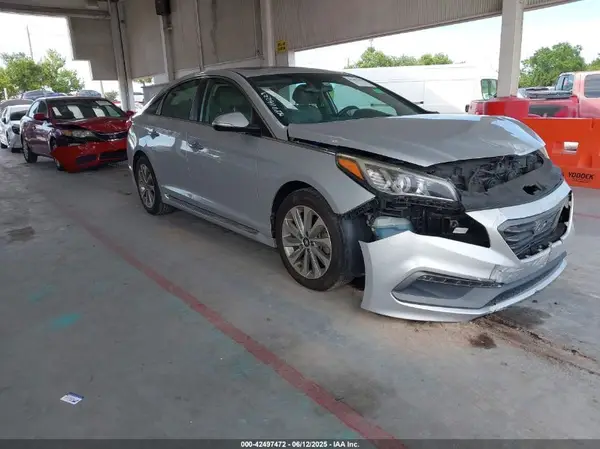 5NPE34AF1GH430172 2016 HYUNDAI SONATA - Image 1