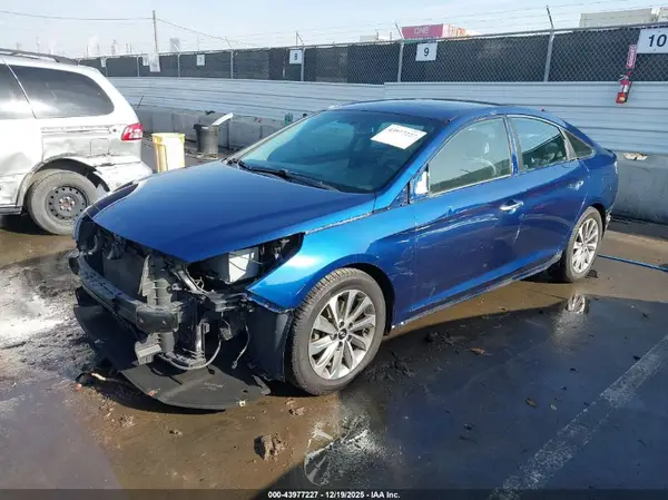5NPE34AF1GH435758 2016 HYUNDAI SONATA - Image 2
