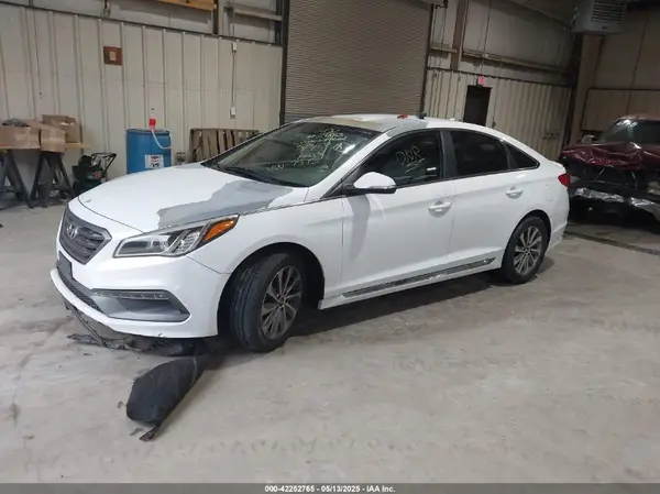 5NPE34AF1HH437575 2017 HYUNDAI SONATA - Image 2