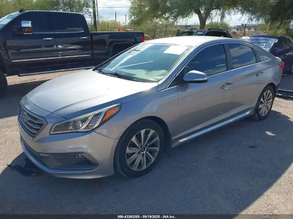 5NPE34AF1HH437978 2017 HYUNDAI SONATA - Image 2