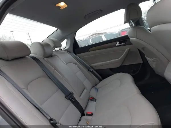 5NPE34AF1HH453002 2017 HYUNDAI SONATA - Image 8