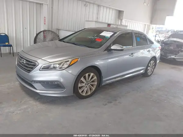5NPE34AF1HH465456 2017 HYUNDAI SONATA - Image 2