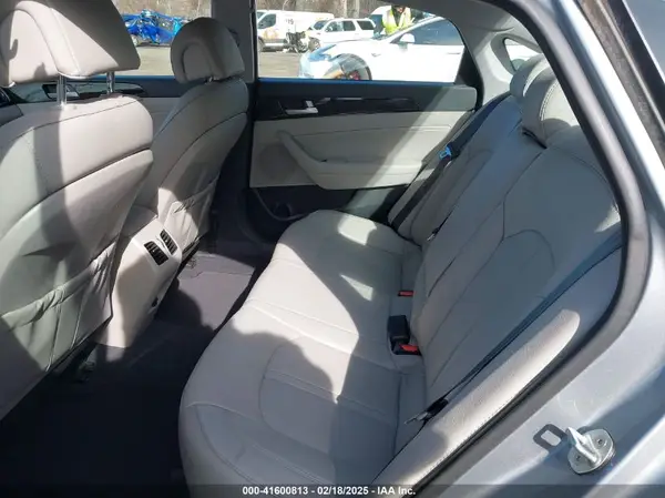 5NPE34AF1HH480748 2017 HYUNDAI SONATA - Image 8