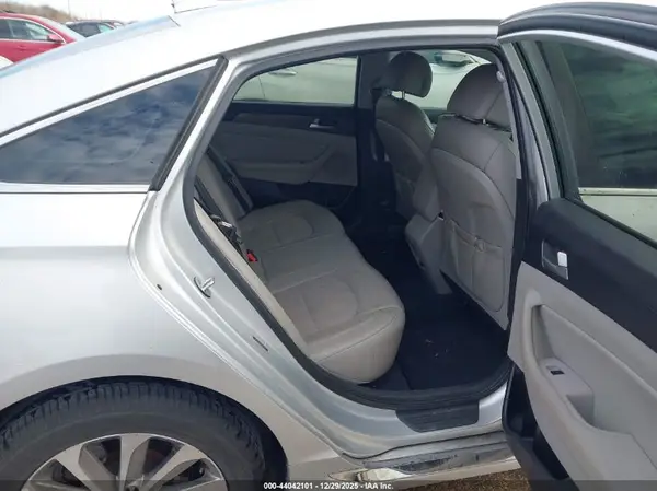 5NPE34AF1HH482788 2017 HYUNDAI SONATA - Image 8
