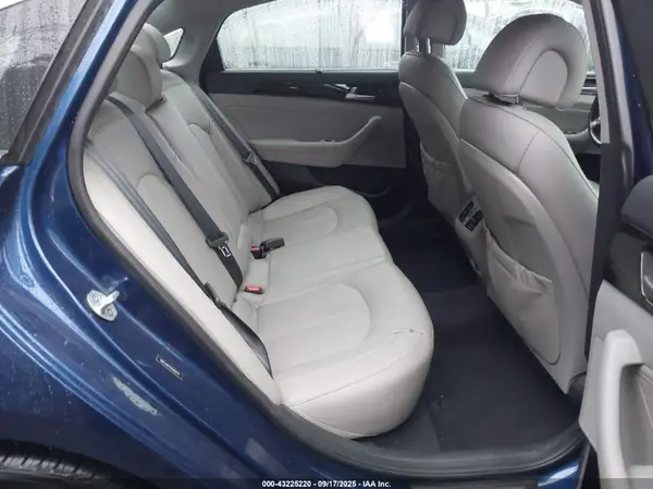 5NPE34AF1HH489479 2017 HYUNDAI SONATA - Image 8