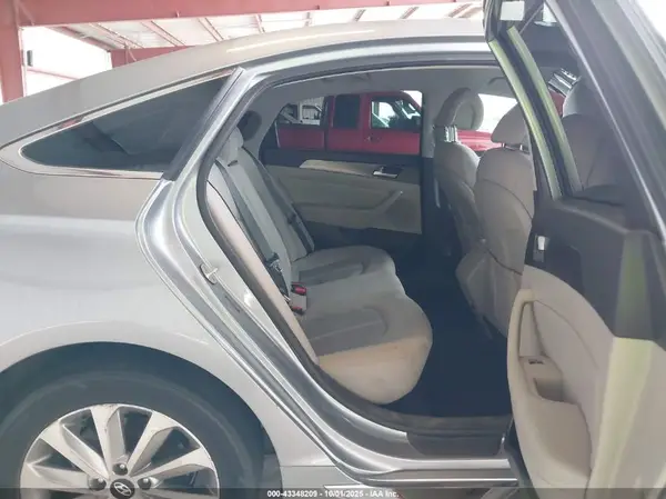 5NPE34AF1HH495637 2017 HYUNDAI SONATA - Image 8