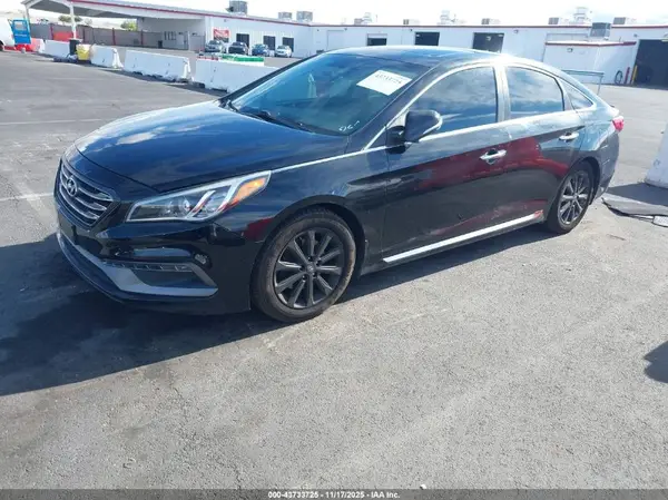 5NPE34AF1HH507155 2017 HYUNDAI SONATA - Image 2