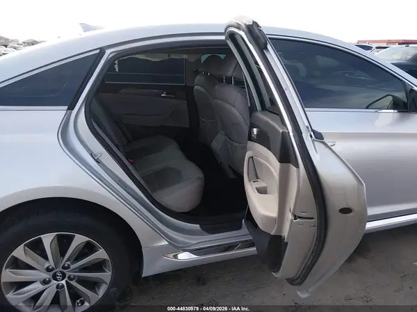 5NPE34AF1HH542830 2017 HYUNDAI SONATA - Image 8