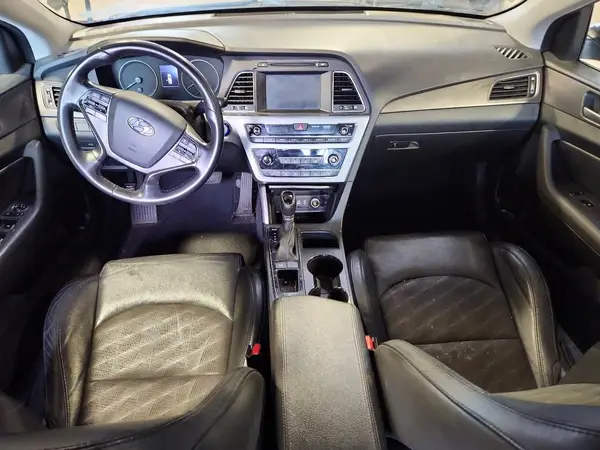 5NPE34AF1HH554539 2017 HYUNDAI SONATA - Image 8