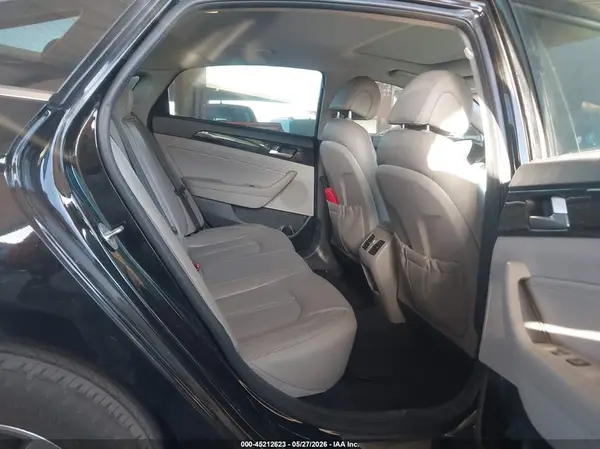 5NPE34AF1HH559952 2017 HYUNDAI SONATA - Image 8