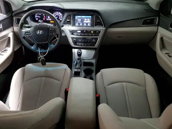 5NPE34AF1HH570918 2017 HYUNDAI SONATA - Image 8
