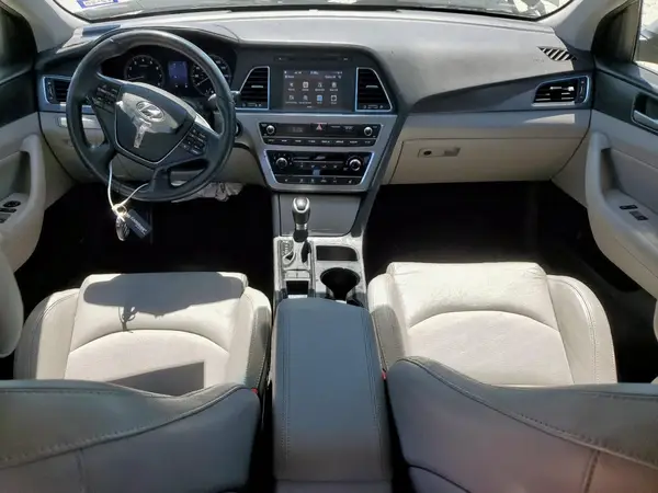 5NPE34AF1HH587864 2017 HYUNDAI SONATA - Image 8