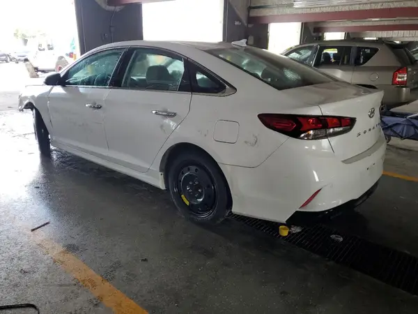 5NPE34AF1JH605138 2018 HYUNDAI SONATA - Image 2