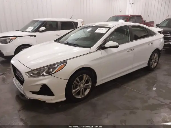 5NPE34AF1JH605527 2018 HYUNDAI SONATA - Image 2