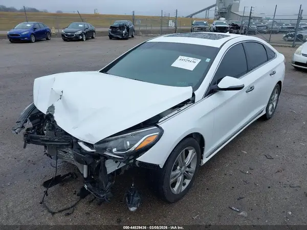 5NPE34AF1JH625969 2018 HYUNDAI SONATA - Image 2