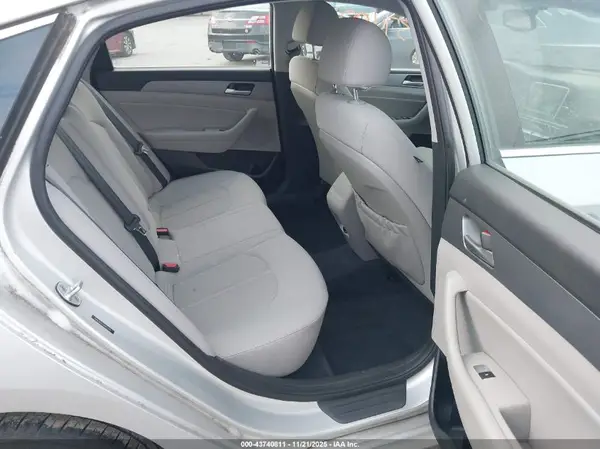 5NPE34AF1JH637040 2018 HYUNDAI SONATA - Image 8