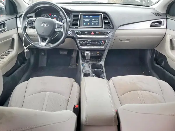 5NPE34AF1JH638656 2018 HYUNDAI SONATA - Image 8