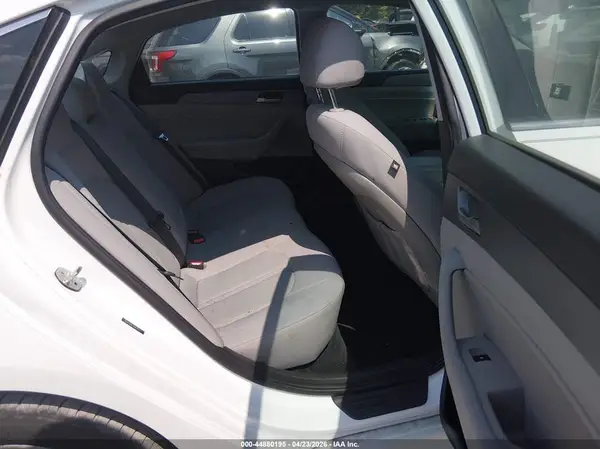 5NPE34AF1JH638723 2018 HYUNDAI SONATA - Image 8