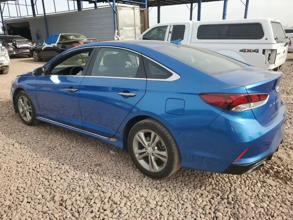 5NPE34AF1JH638981 2018 HYUNDAI SONATA - Image 2