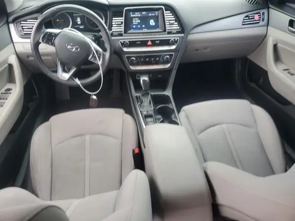 5NPE34AF1JH642075 2018 HYUNDAI SONATA - Image 8