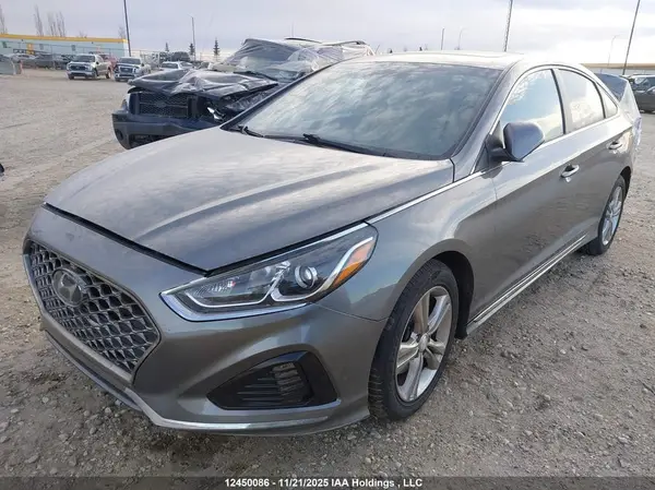 5NPE34AF1JH642660 2018 HYUNDAI SONATA - Image 2