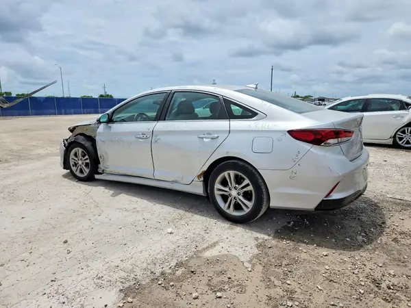 5NPE34AF1JH646496 2018 HYUNDAI SONATA - Image 2