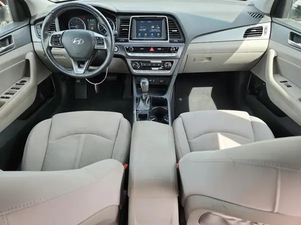 5NPE34AF1JH667736 2018 HYUNDAI SONATA - Image 8