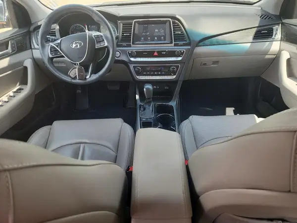 5NPE34AF1JH668207 2018 HYUNDAI SONATA - Image 8