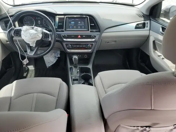 5NPE34AF1JH670085 2018 HYUNDAI SONATA - Image 8