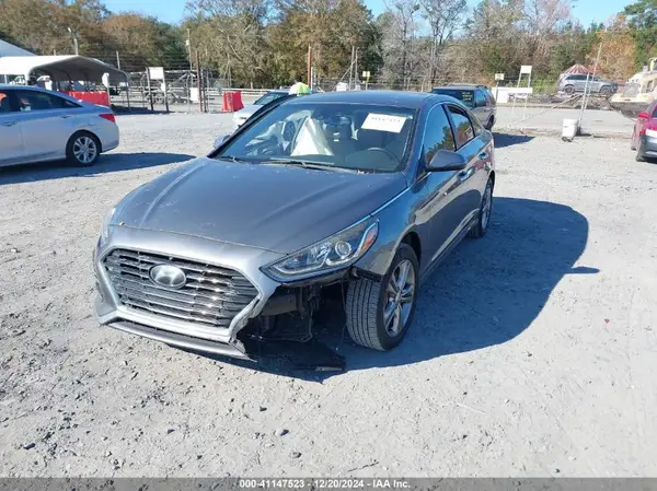 5NPE34AF1JH671401 2018 HYUNDAI SONATA - Image 2