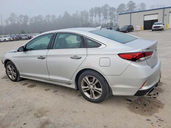 5NPE34AF1JH680633 2018 HYUNDAI SONATA - Image 2