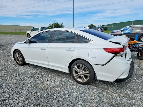 5NPE34AF1JH682429 2018 HYUNDAI SONATA - Image 2