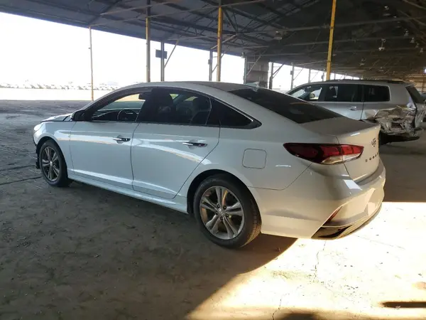 5NPE34AF1JH686111 2018 HYUNDAI SONATA - Image 2