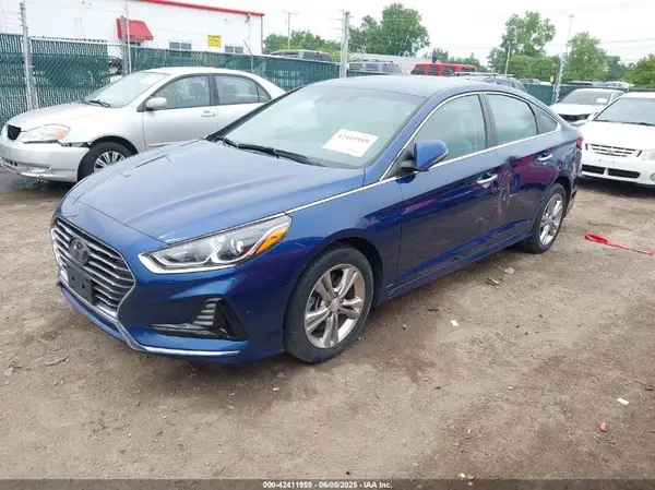 5NPE34AF1JH688070 2018 HYUNDAI SONATA - Image 2