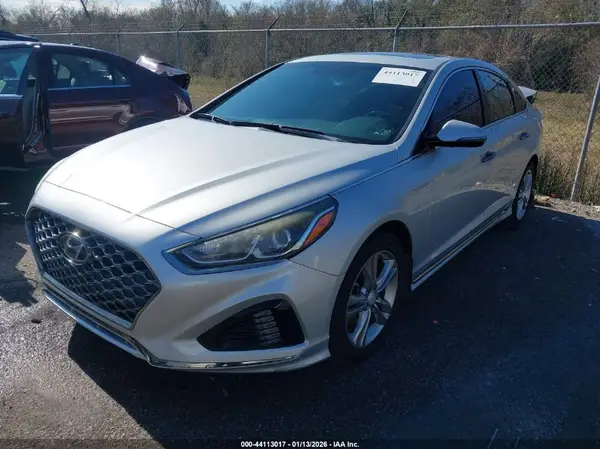5NPE34AF1JH690918 2018 HYUNDAI SONATA - Image 2