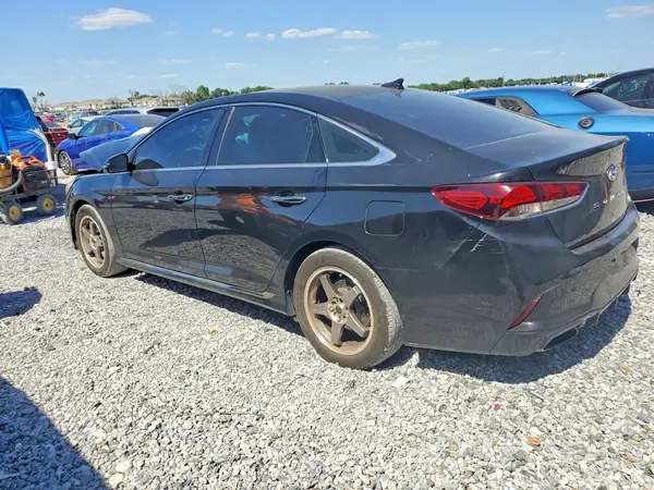 5NPE34AF1JH696850 2018 HYUNDAI SONATA - Image 2