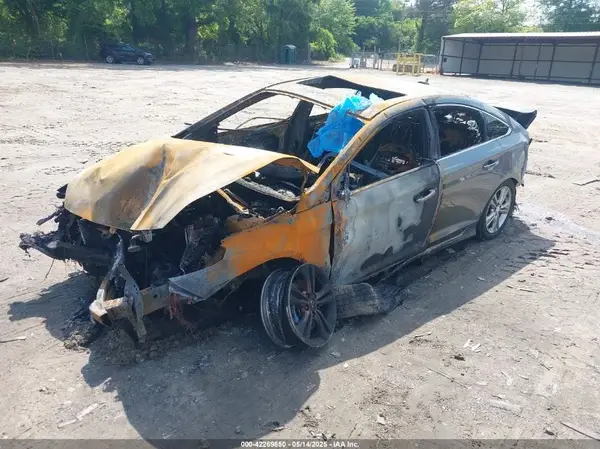 5NPE34AF1JH697237 2018 HYUNDAI SONATA - Image 2