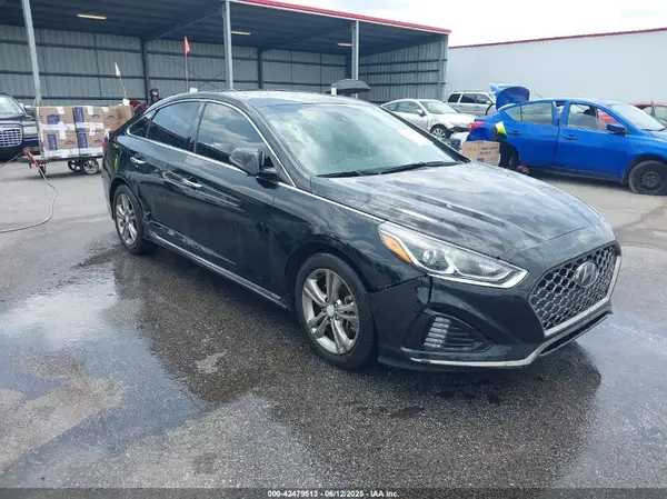 5NPE34AF1JH707667 2018 HYUNDAI SONATA - Image 1