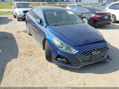 5NPE34AF1JH709709 2018 HYUNDAI SONATA