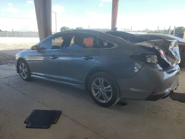5NPE34AF1JH725649 2018 HYUNDAI SONATA - Image 2