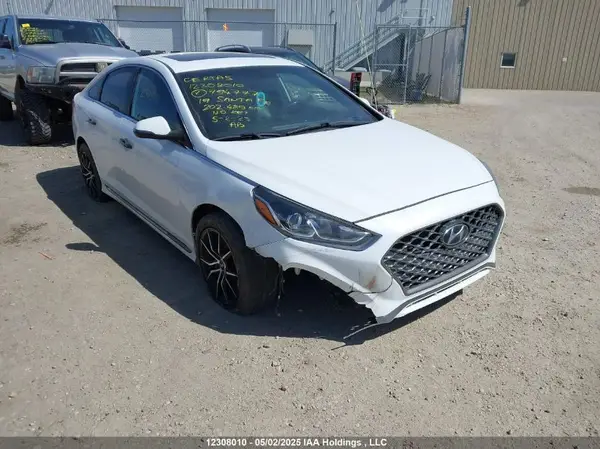 5NPE34AF1KH794777 2019 HYUNDAI SONATA - Image 1