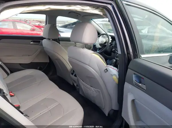5NPE34AF1KH815076 2019 HYUNDAI SONATA - Image 8
